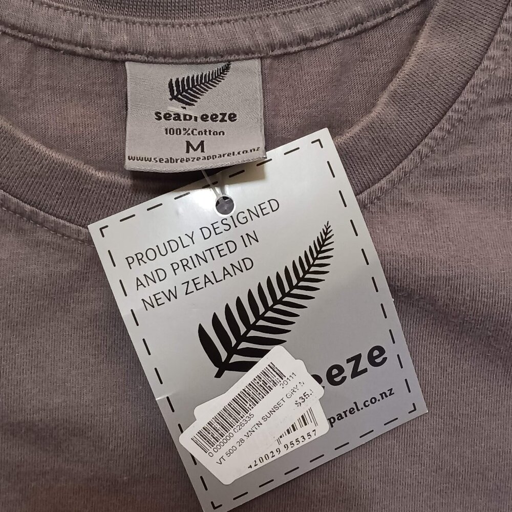 Seabreeze New Zealand Untamed Cotton Graphic T-Shirt Size Medium - Picture 4 of 6